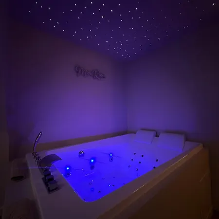 Evasion Room, Moon Nuit Insolite - Toulon 3*